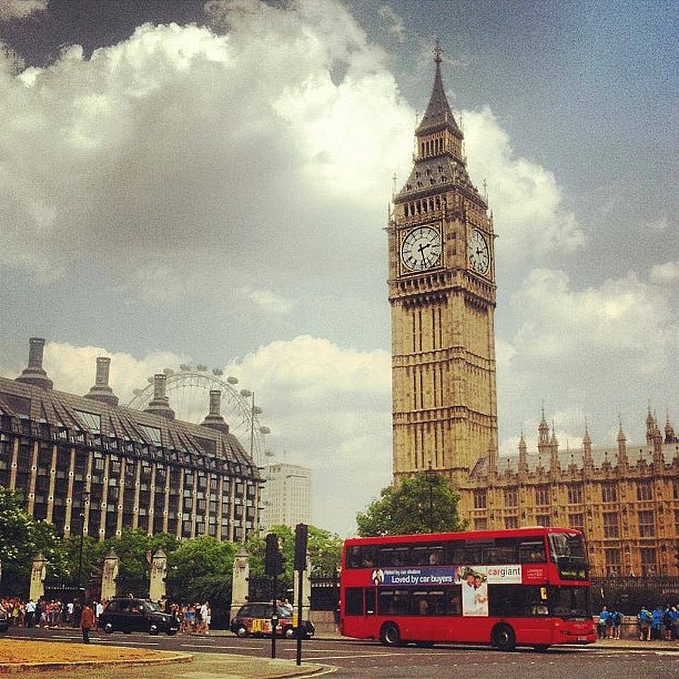 1. Elizabeth Tower (Big Ben)