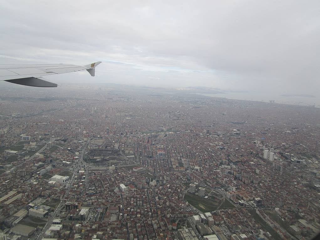 3. Yeryüzünü harita programlarındaki gibi görürsünüz.