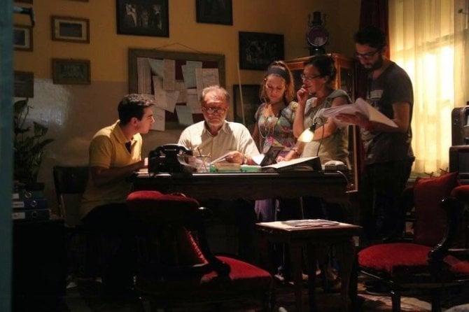 9. Uluslararası film, müzik ve edebiyatın tadını çıkarabileceksiniz.