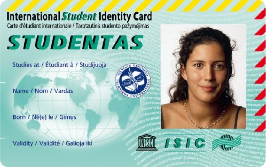 2. Şehir içi ve şehirlerarası ulaşım öğrenci kartı ile gayet uygundur.