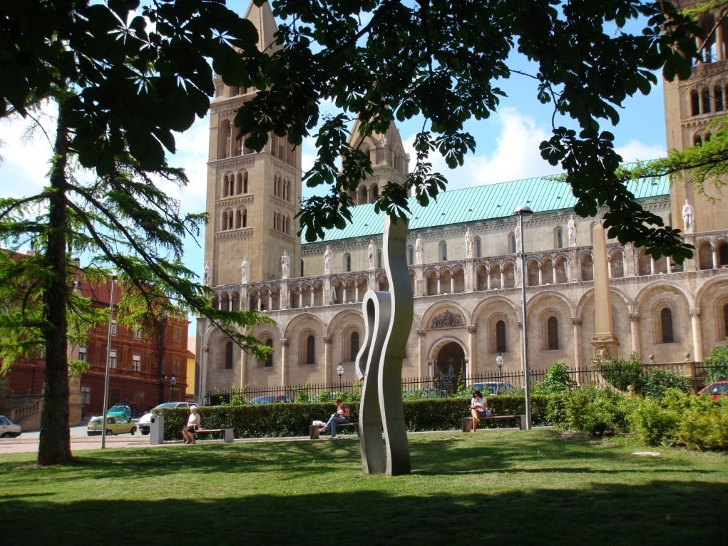 3. Dünya standartlarında eğitim imkanı sağlar.