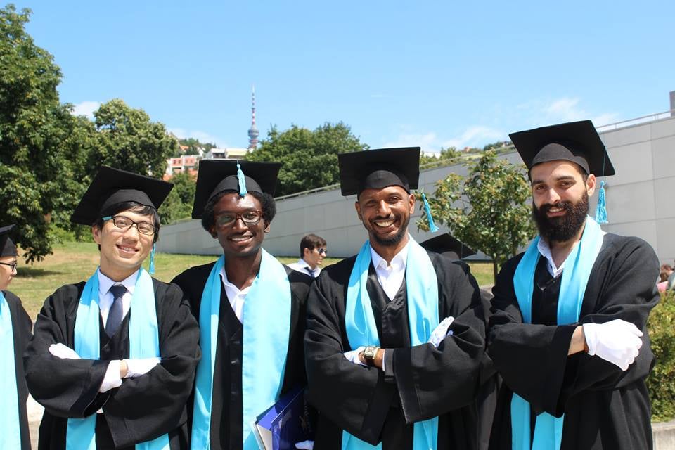 2. Tıp eğitiminde öncü bir üniversitedir.